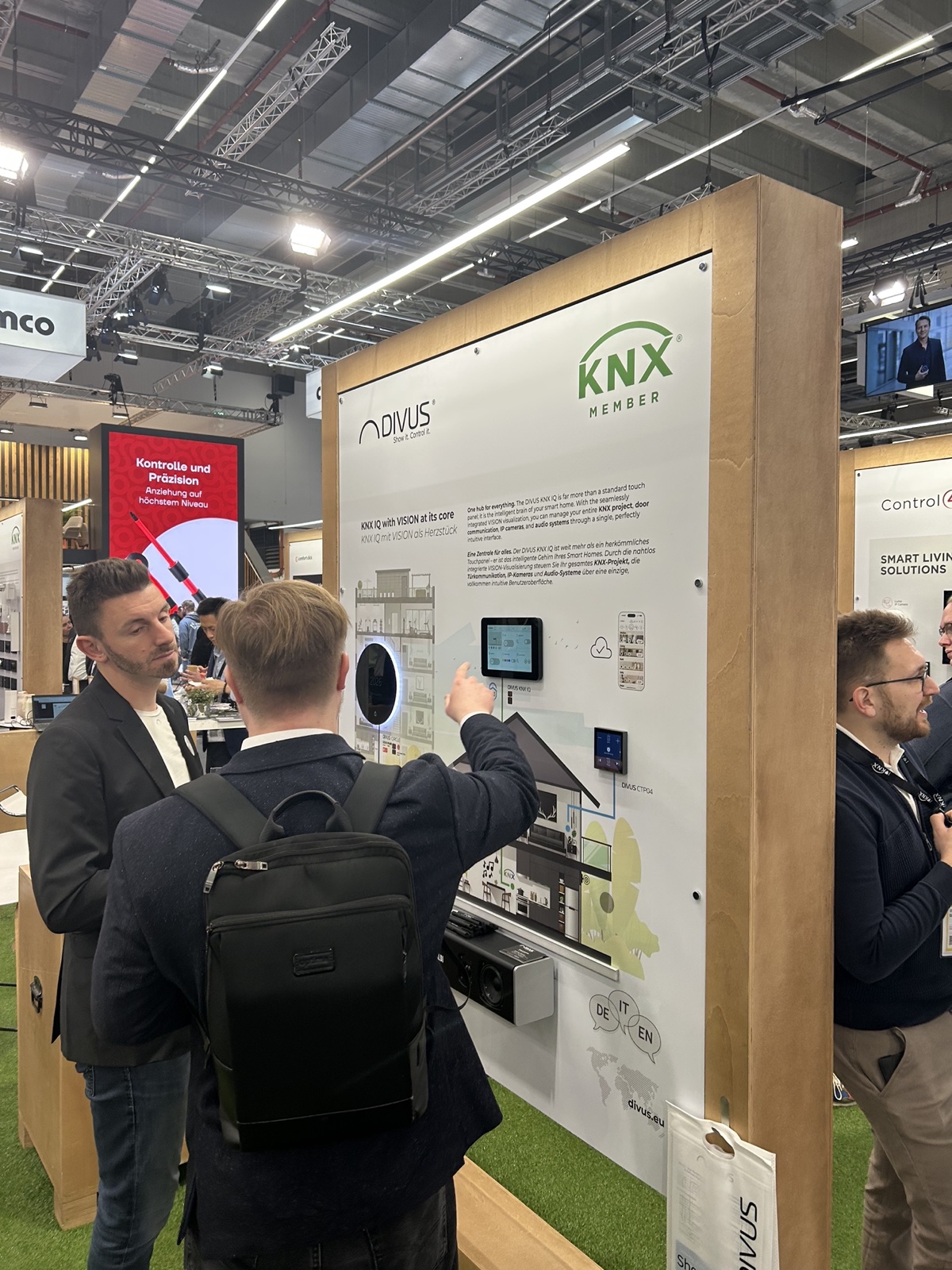DIVUS KNX IQ touch panel at the KNX area of Light + Building 2026